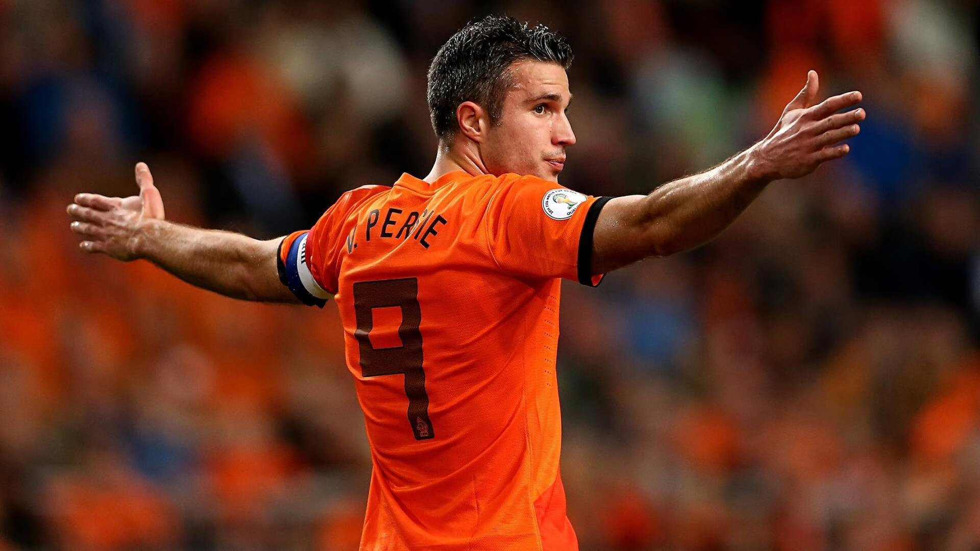 JIU YOU GAME-范奥特尔戴克蝉联国家队主力位置，范戴克是什么类型的后卫